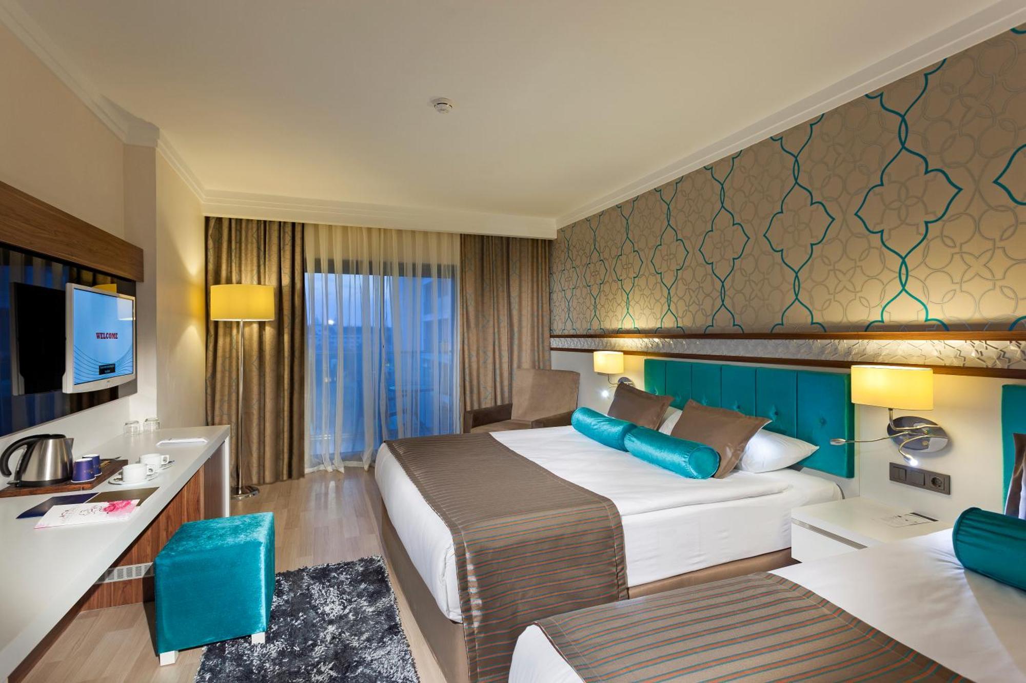 Double Room Pool View